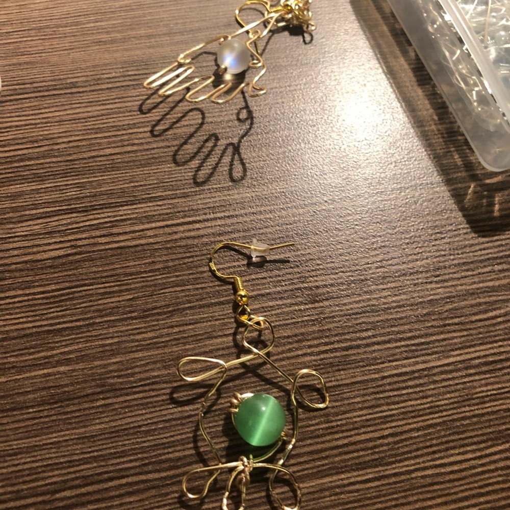 Animal earrings!! I can customize the one you’d like and the colors